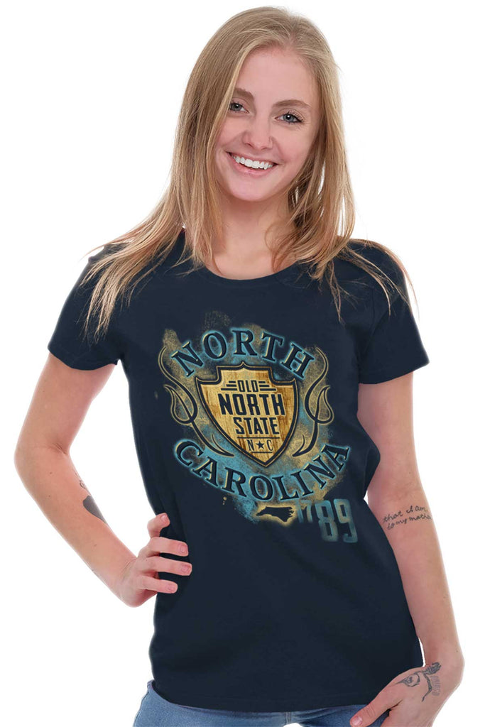 Female_Navy1 |