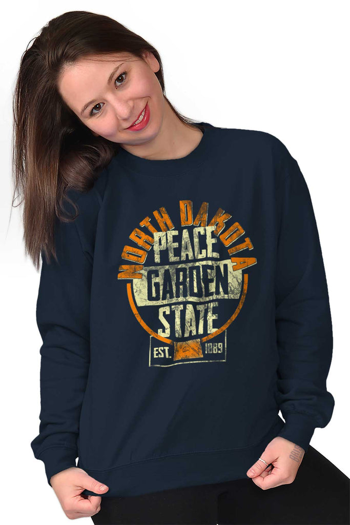 Female_Navy1 |