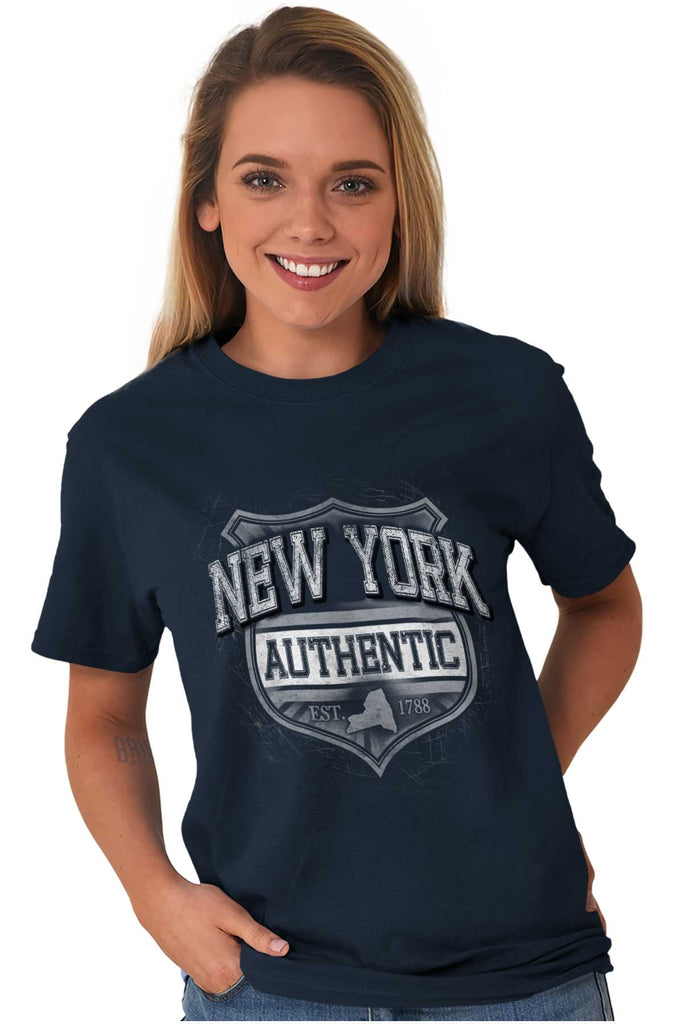 Female_Navy2 |