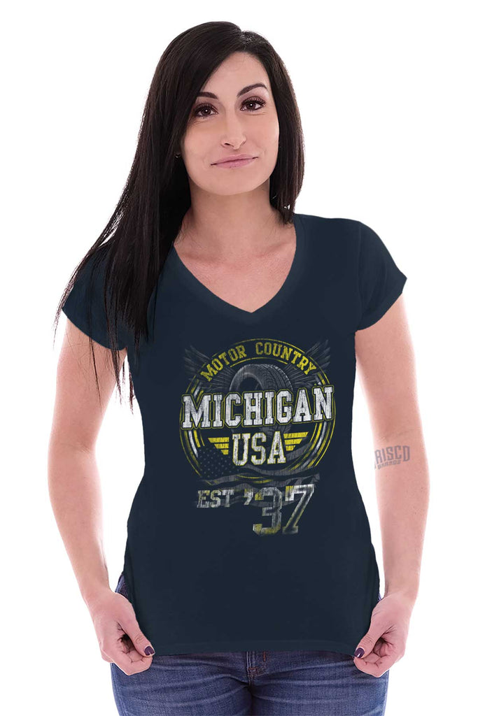 Female_Navy1 |