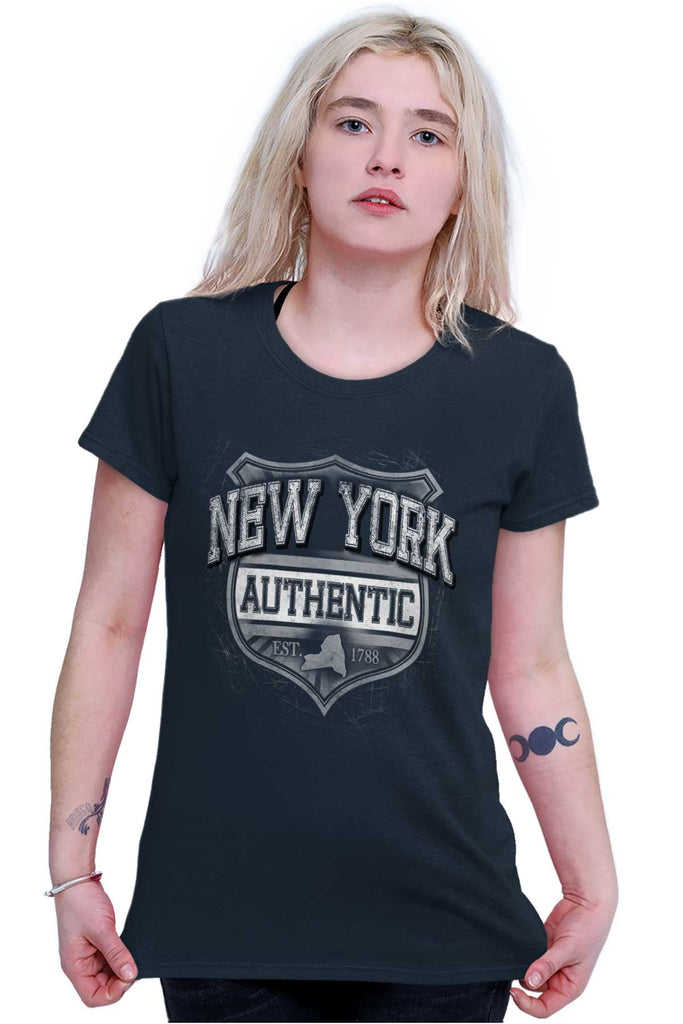 Female_Navy3 |