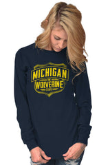 Female_Navy1 |