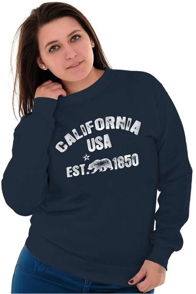 Female_Navy1 |