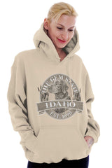Female_Sand1 |