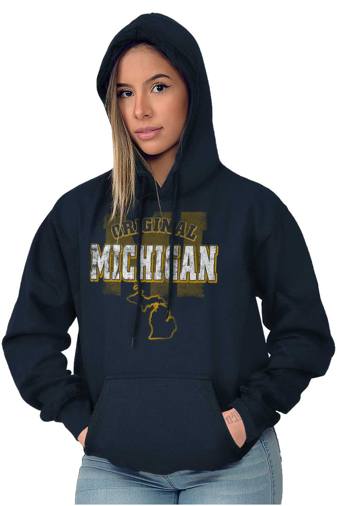 Female_Navy1 |