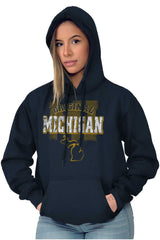 Female_Navy1 |