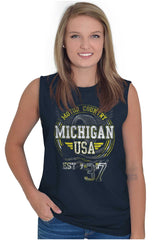 Female_Navy1 |