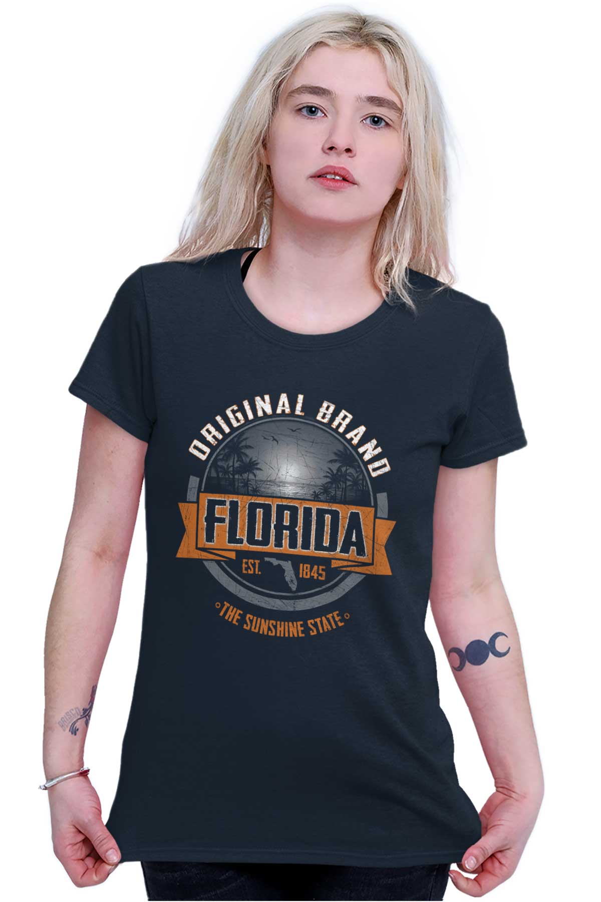Female_Navy1 |